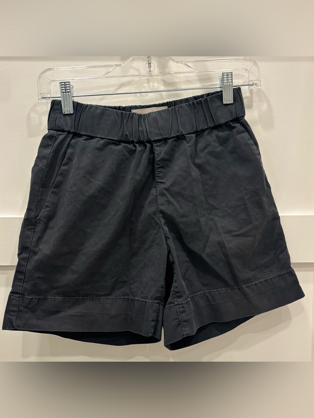 Everlane Navy Blue Flat-Front Elastic Waist Women’s Shorts
